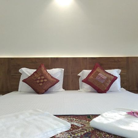 Aapni Haveli Hotel Jaisalmer Ngoại thất bức ảnh