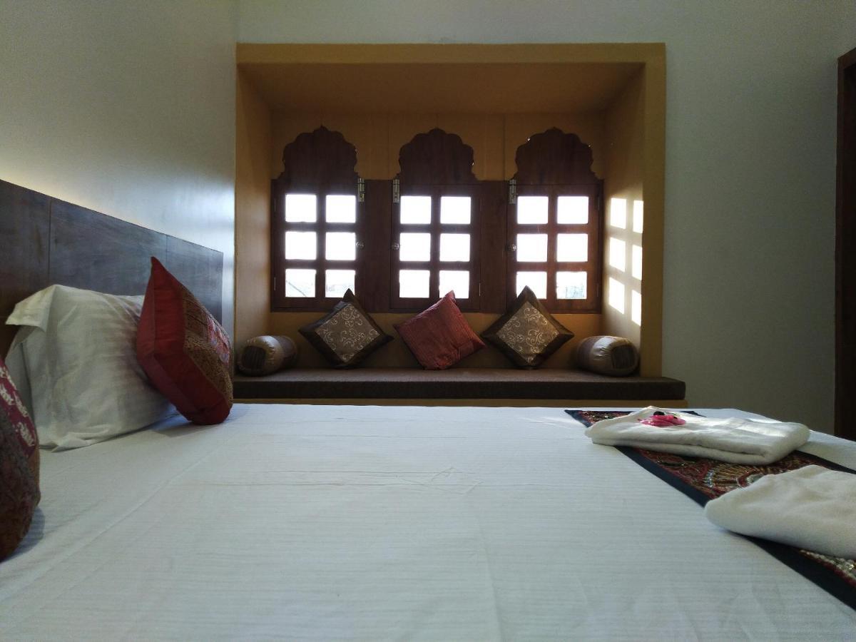 Aapni Haveli Hotel Jaisalmer Ngoại thất bức ảnh